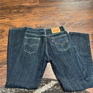 Levi’s straight leg jeans dark wash